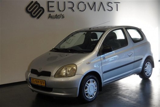 Toyota Yaris - 1.0-16V VVT-i Terra Nieuw Ap/Nap - 1