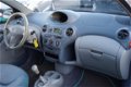 Toyota Yaris - 1.0-16V VVT-i Terra Nieuw Ap/Nap - 1 - Thumbnail