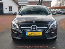 Mercedes-Benz CLA-klasse Shooting Brake - 180 NAVIGATIE/XENON/PDC