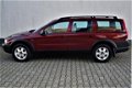 Volvo V70 Cross Country - 2.4 T Automaat Venetian Red 200pk - 1 - Thumbnail