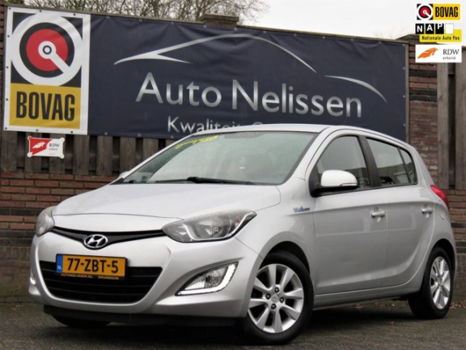 Hyundai i20 - 1.2i i-Vision 5-DRS | 1e EIGENAAR | DEALER OH | AIRCO | CRUISE | PDC | - 1