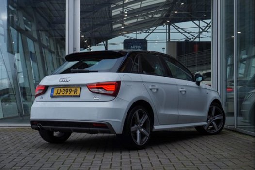 Audi A1 Sportback - 1.0 TFSI 96pk Adrenalin / Automaat / S-Line exterieur / Xenon / MMI Navigatie / - 1