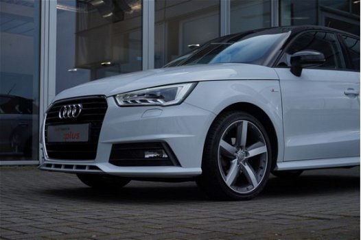 Audi A1 Sportback - 1.0 TFSI 96pk Adrenalin / Automaat / S-Line exterieur / Xenon / MMI Navigatie / - 1