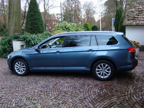 Volkswagen Passat Variant - 2.0 TDI Highline - 1