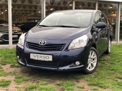 Toyota Verso - 1.8 VVT-i 147pk Dynamic Business| Navigatie, PDC, 17inch, Climate control - 1