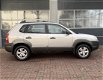 Hyundai Tucson - 2.0i Active airco, radio cd-speler, elektrische ramen, mistlampen voor - 1 - Thumbnail