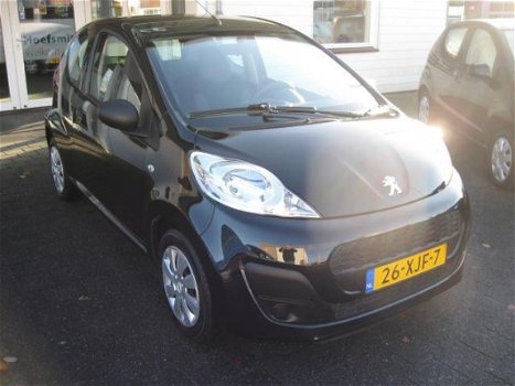 Peugeot 107 - 1.0 Access Accent (AIRCO) - 1