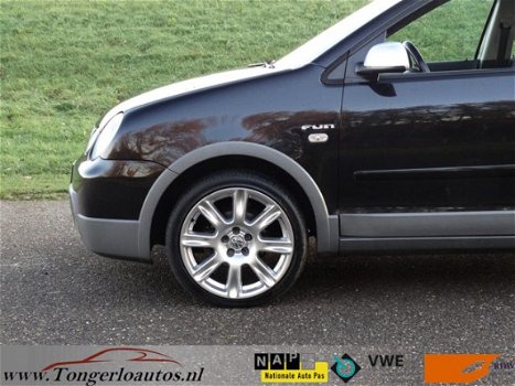 Volkswagen Polo - 1.4-16V FUN -Navi-Schuif kanteldak-Lage km - 1