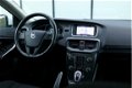 Volvo V40 - 1.6 T2 Momentum - 1 - Thumbnail