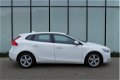 Volvo V40 - 1.6 T2 Momentum - 1 - Thumbnail