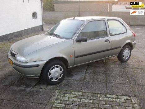 Mazda 121 - 1.25i GLX Inruil koopje - 1