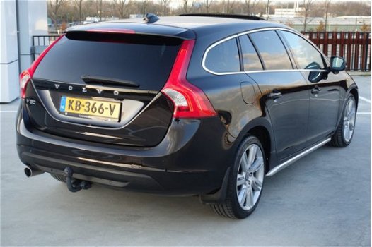 Volvo V60 - 2.0 D3 Summum | Adaptive CC | Schuifdak | Safety-package | Full | Xenon | Leer - 1