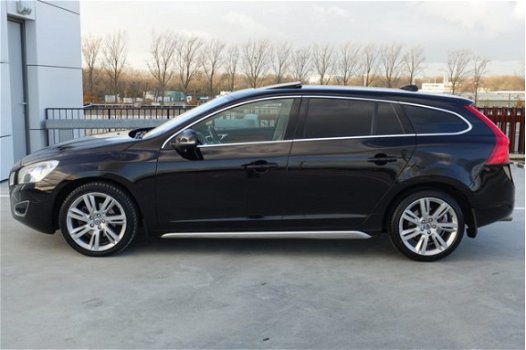 Volvo V60 - 2.0 D3 Summum | Adaptive CC | Schuifdak | Safety-package | Full | Xenon | Leer - 1