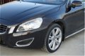 Volvo V60 - 2.0 D3 Summum | Adaptive CC | Schuifdak | Safety-package | Full | Xenon | Leer - 1 - Thumbnail