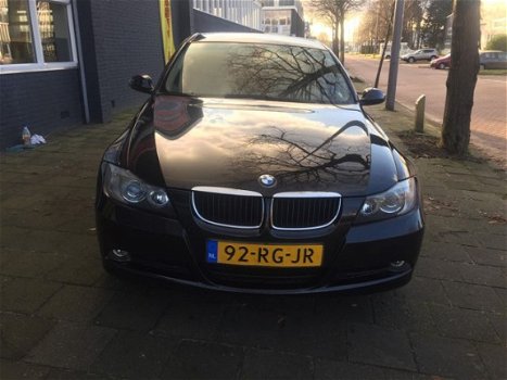 BMW 3-serie - 320i Dynamic Exec. | NAP | Sedan | 2e eigen. | - 1