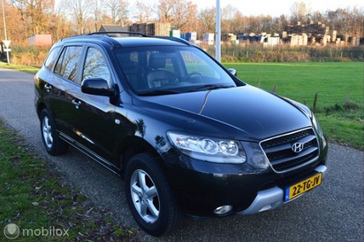 Hyundai Santa Fe - 2.7i V6 Style 7 Persoons / Leder / NAP / - 1