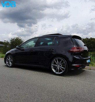 Volkswagen Golf - 2.0 TSI R 4Motion DSG Navi Pro Pano ACC DCC - 1