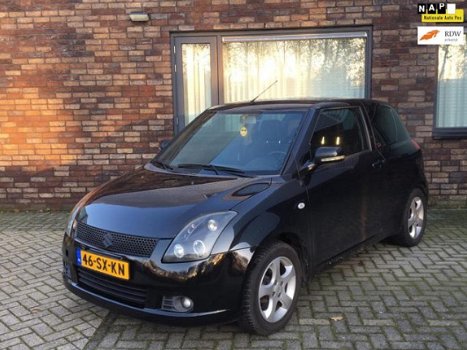 Suzuki Swift - 1.3 Exclusive - 1