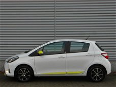 Toyota Yaris - 1.5 Hybrid Design 5drs Automaat Navi Clima