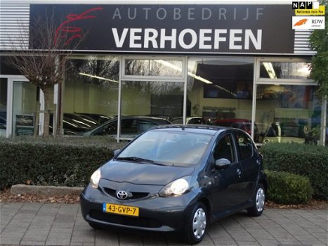 Toyota Aygo - 1.0-12V APK TM 6-2020 - AIRCO - ELEKTR RAMEN - 5 DEURS - ONDERHOUD AANWEZIG - 1