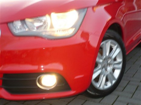 Audi A1 - 1.2 TFSI Attraction Pro Line , LM Velgen, Zeer Mooi - 1