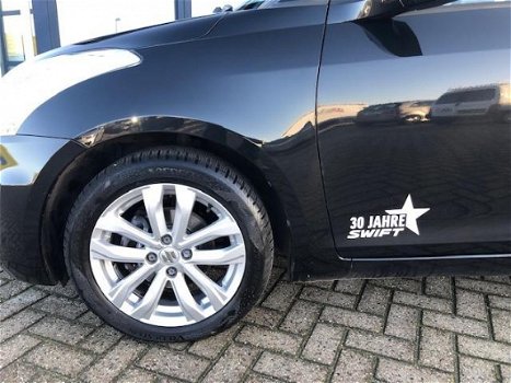 Suzuki Swift - 1.2 Comfort EASS 30 jaar jubileum editie | Winter Sale Voordeel - 1