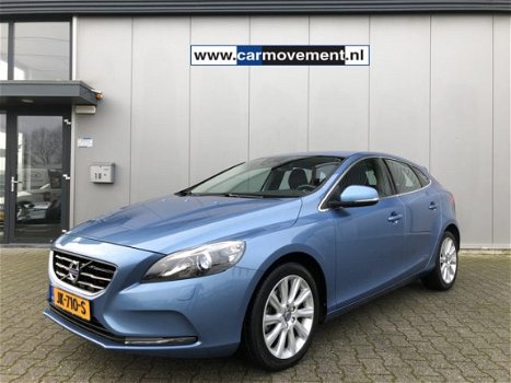 Volvo V40 - 2.0 T3 152PK Momentum NAVI | CLIMA | CRUISE | STOELVERWARMING | TREKHAAK - 1