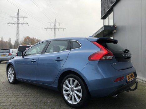 Volvo V40 - 2.0 T3 152PK Momentum NAVI | CLIMA | CRUISE | STOELVERWARMING | TREKHAAK - 1