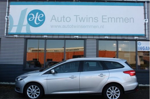 Ford Focus Wagon - 1.5 TDCI Titanium NAVI CLIMA CRUISE PDC 16''LM-VELGEN NETTE AUTO - 1