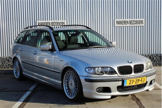 BMW 3-serie Touring - 320i M-pakket, Navigatie, Stoelverwarming, Trekhaak - 1