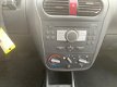 Opel Corsa - 1.2-16V Essentia knappe automaat met nieuwe APK is op zoek naar een nieuwe liefde - 1 - Thumbnail