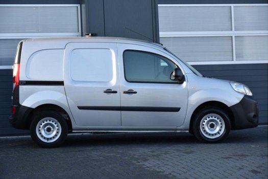 Renault Kangoo - 1.5 dCi Airco Navi Start/Stop PDC - 1