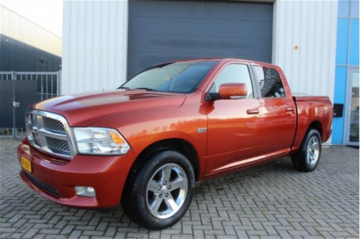 Dodge Ram 1500 - 5.7 V8 Hemi Quad Cab 6'4 /Navigatie/Sunroof/Trekhaak - 1