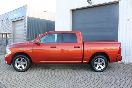 Dodge Ram 1500 - 5.7 V8 Hemi Quad Cab 6'4 /Navigatie/Sunroof/Trekhaak - 1