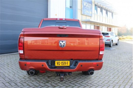 Dodge Ram 1500 - 5.7 V8 Hemi Quad Cab 6'4 /Navigatie/Sunroof/Trekhaak - 1