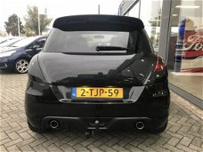 Suzuki Swift - 1.6 Sport | Xenon | Cruise | Ecc | St-verwarming | Sportstl |