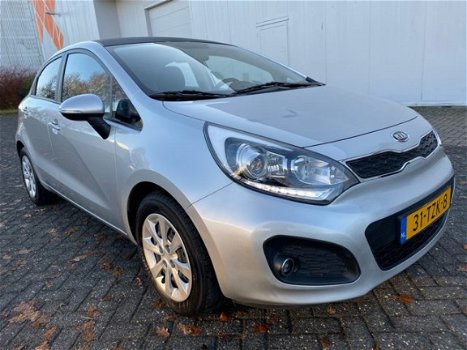 Kia Rio - 1.2 CVVT Plus Pack 5-drs/Airco/LED/NAP Zeer Netjes - 1