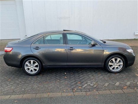 Toyota Camry - XLE 3.5 V6 268PK Aut/Leer/Navi/Dak/Camera NAP - 1