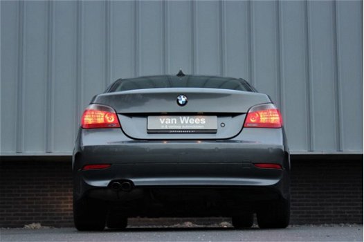 BMW 5-serie - 2.2 I 520i E60 Sedan Executive | Youngtimer | 170 pk | Automaat - 1