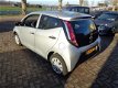 Toyota Aygo - 1.0 VVT-i x-fun airco, handsfree, usb - 1 - Thumbnail