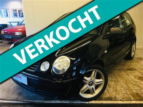 Volkswagen Polo - 1.4-16V Sportline 3drs NIEUWE APK AIRCO 2DE EIGENAAR - 1