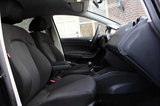 Seat Ibiza - 1.6 77KW 5-DRS Sport FR /Clima /Cruise/ LMvelgen/ NAP - 1