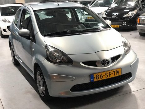 Toyota Aygo - 1.0-12V + nap - 1