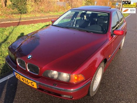 BMW 5-serie - 540i Full option, ABSOLUUT IN NIEUWSTAAT - 1