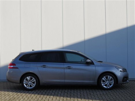 Peugeot 308 - 1.2 110PK NAVI AIRCO APPLE CARPLAY LMV - 1