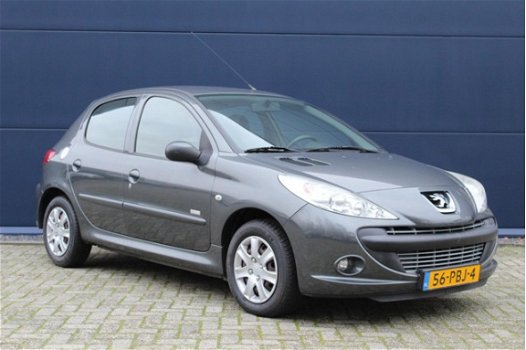 Peugeot 206 - 1.4 5-drs, AIRCO, Centr.vergr., Elektr. Raambediening - 1