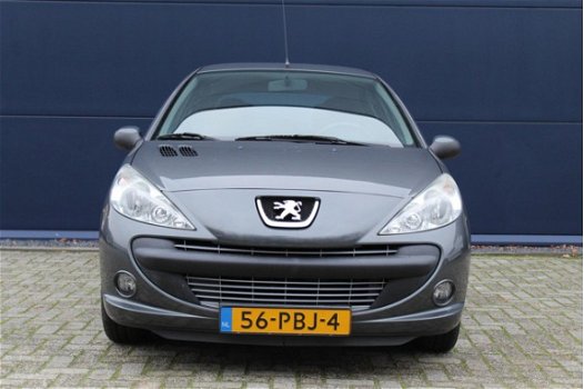 Peugeot 206 - 1.4 5-drs, AIRCO, Centr.vergr., Elektr. Raambediening - 1