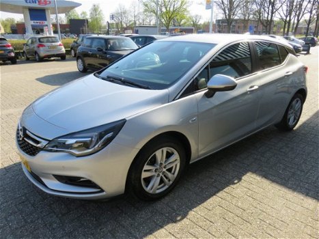 Opel Astra - 1.4T 150PK Online Ed Navi/Clima/16