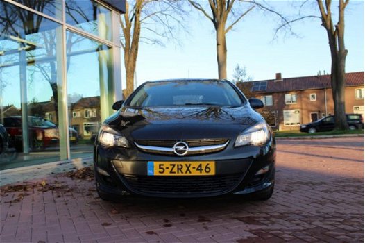 Opel Astra - 1.4 Business + - 1