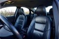 Volvo S40 - 2.4 5-CILINDER Exclusive | Leer | 17 inch | Trekhaak - 1 - Thumbnail